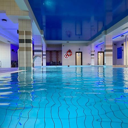 בולשבו Hotel Victoria מראה חיצוני תמונה