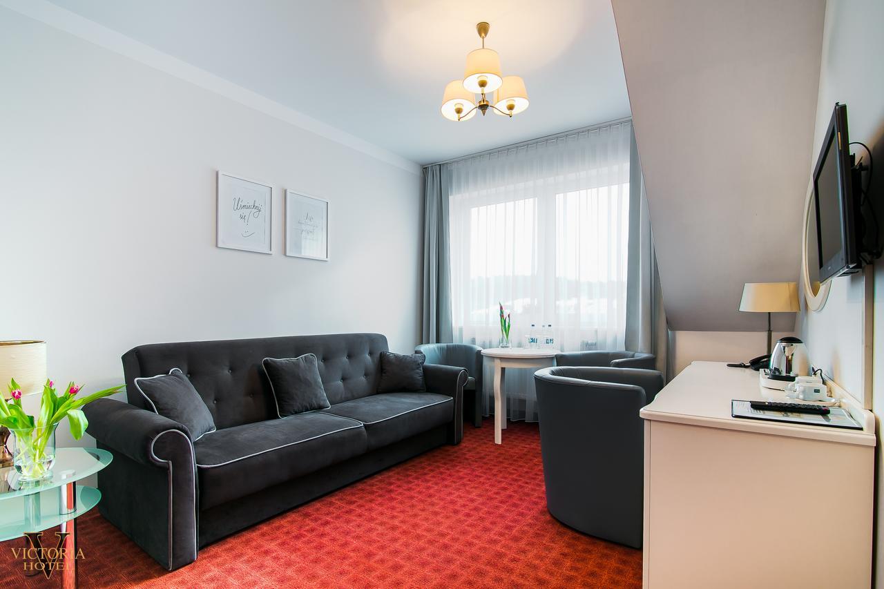 בולשבו Hotel Victoria מראה חיצוני תמונה