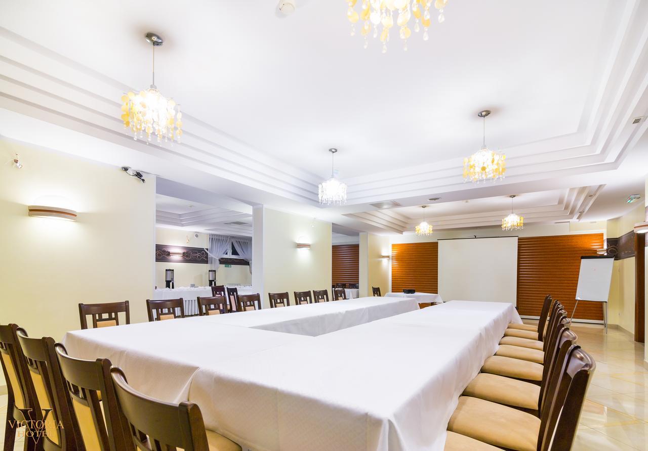 בולשבו Hotel Victoria מראה חיצוני תמונה