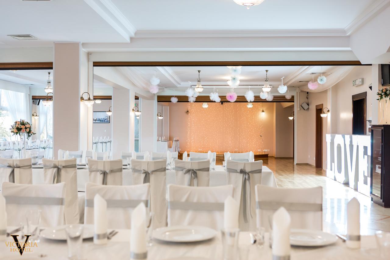 בולשבו Hotel Victoria מראה חיצוני תמונה