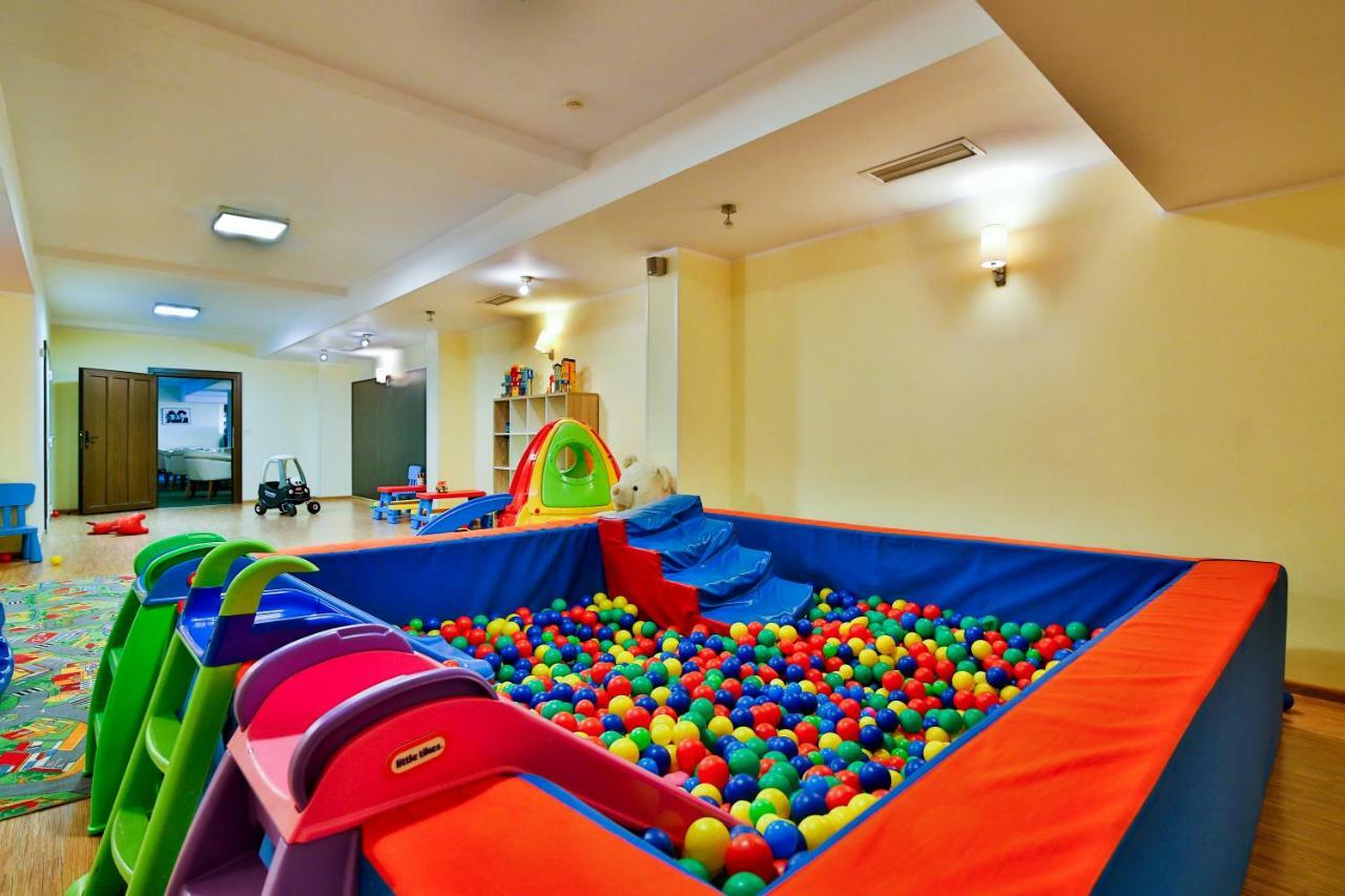 בולשבו Hotel Victoria מראה חיצוני תמונה
