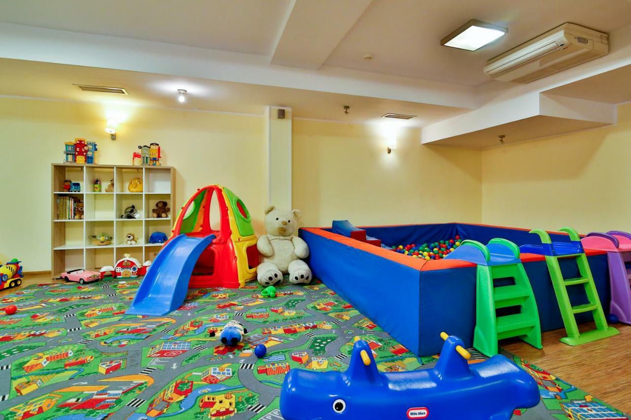 בולשבו Hotel Victoria מראה חיצוני תמונה